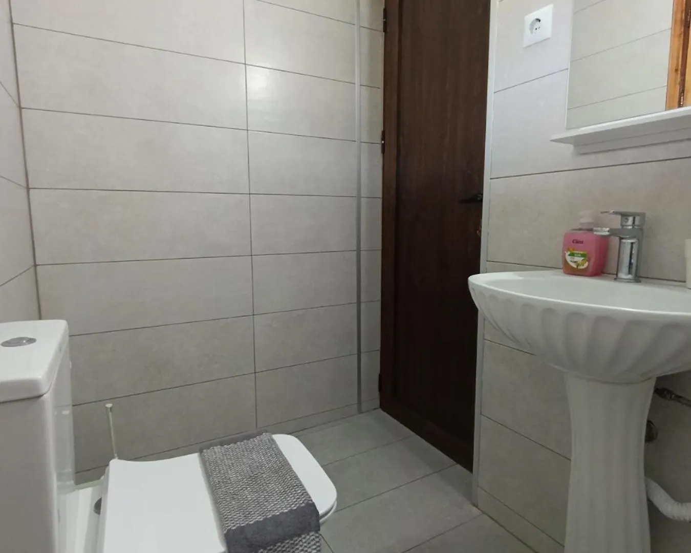 Vasso Karidi Rooms Vourvourou Yunanistan